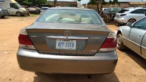 Toyota Camry 2004