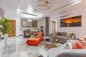Spacious 1-Bedroom Apartment With Pool, Gym & City View
