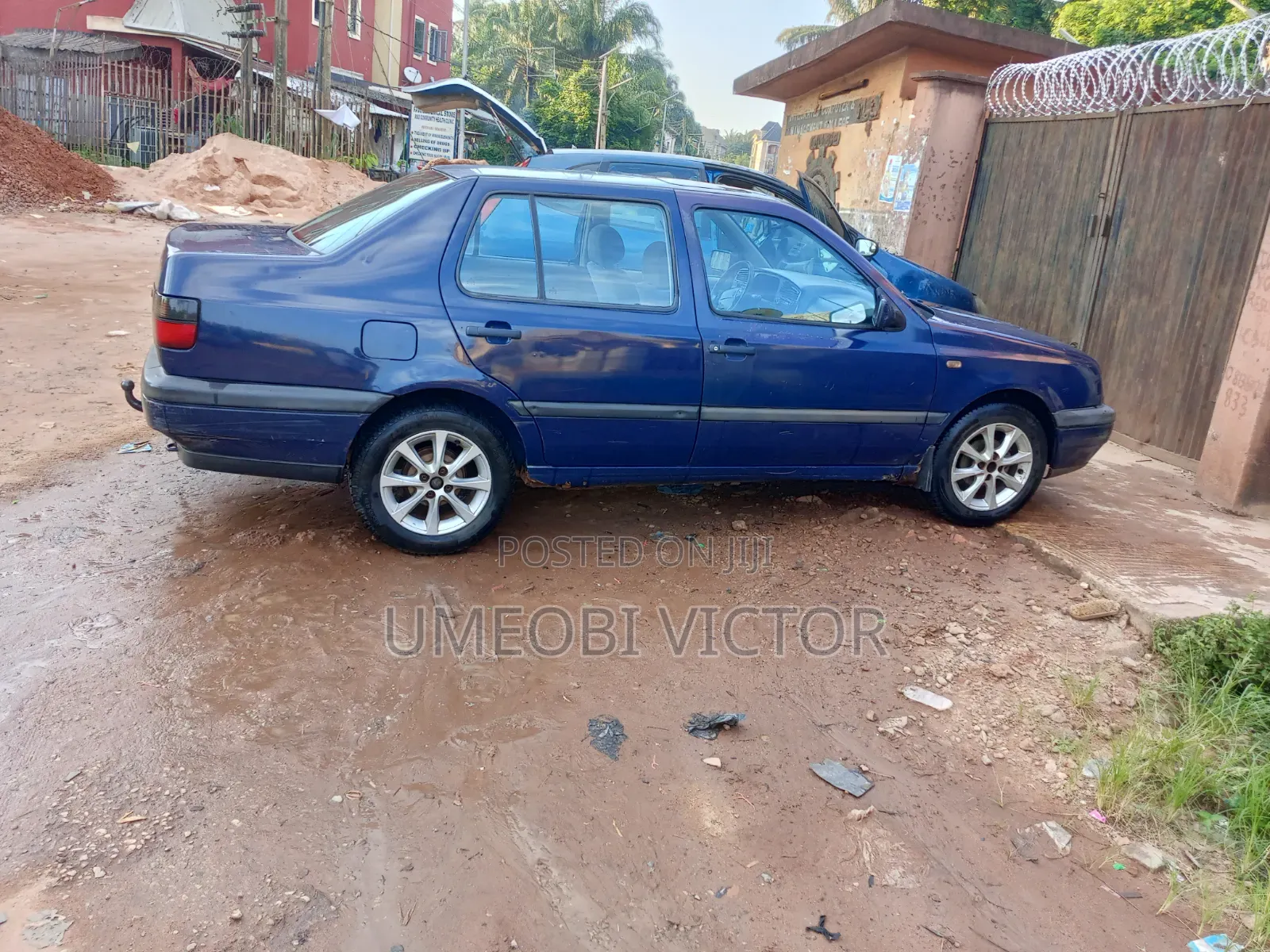 Volkswagen Vento 2001 Blue