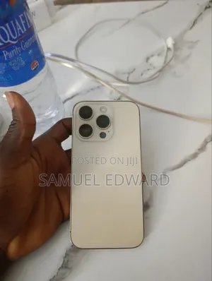 Apple iPhone 14 Pro 256 GB Gold