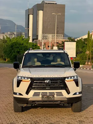 Lexus GX 2025 White