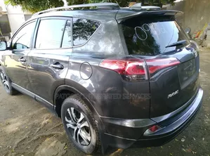 Toyota RAV4 2018 Gray