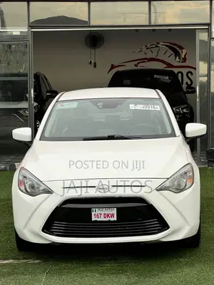 Scion iA Base 2016 White