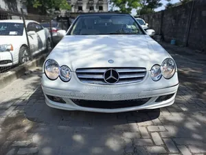Mercedes-Benz CLK 350 Coupe 2009 White