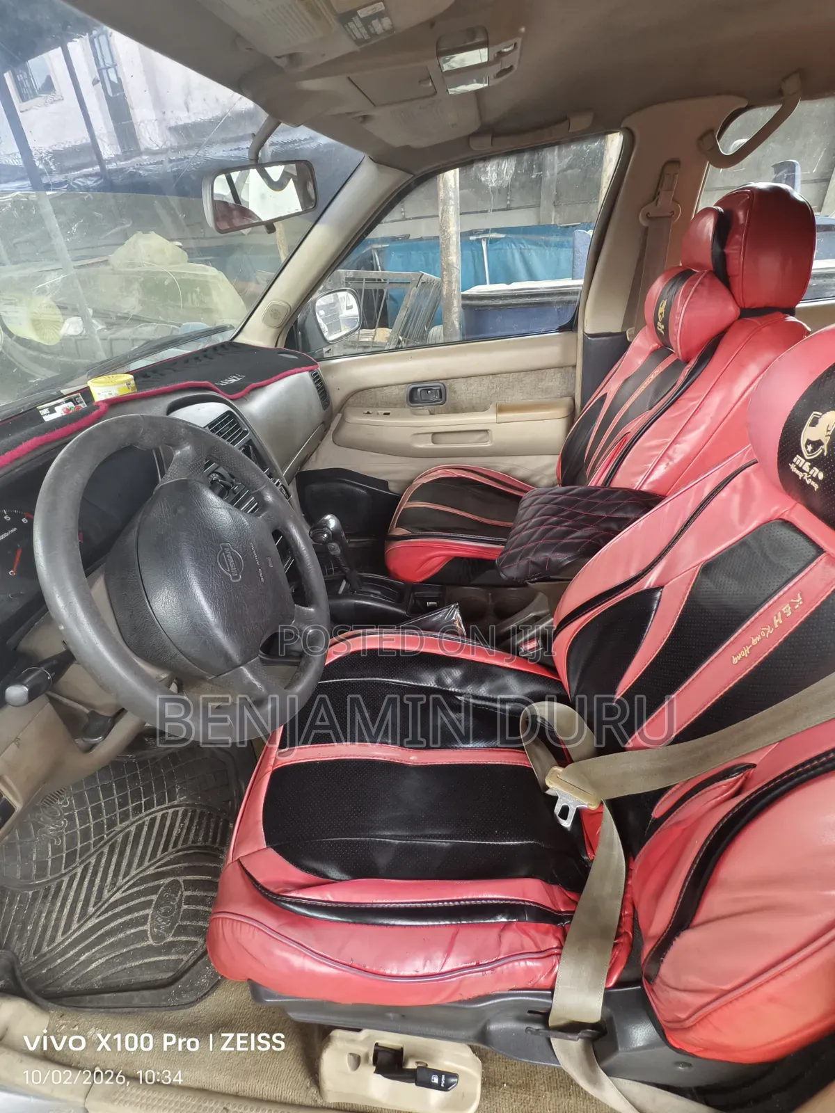 Nissan Pathfinder 1998 Silver