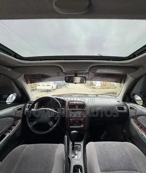 Toyota Avensis 2003 Silver