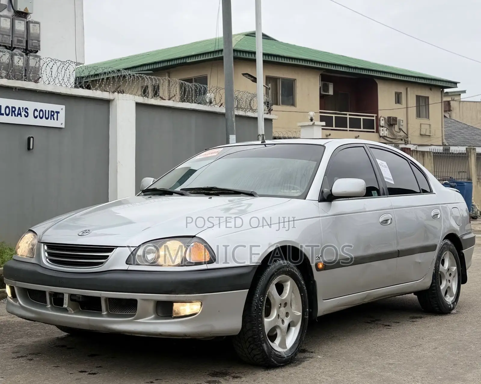 Toyota Avensis 2003 Silver