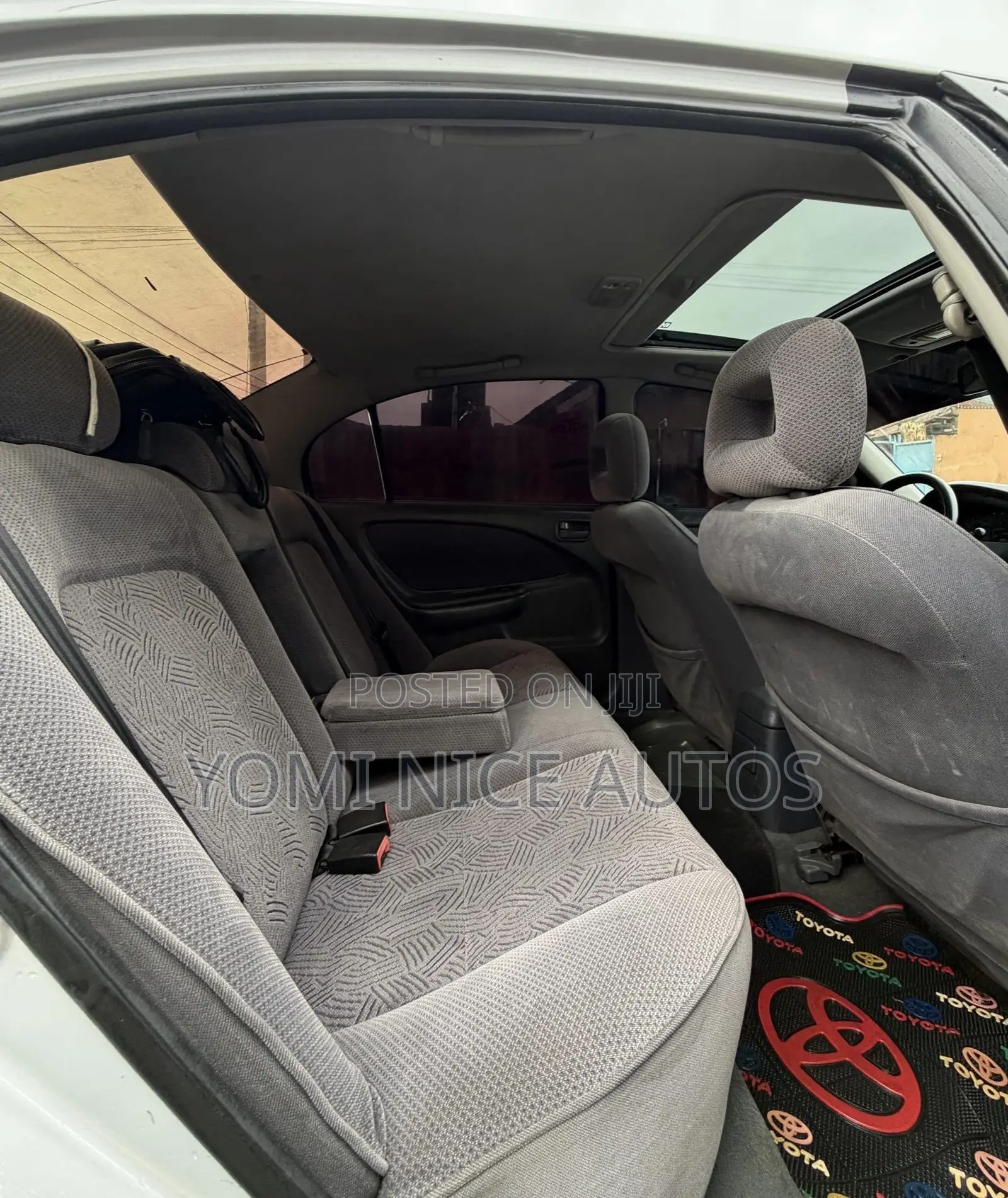 Toyota Avensis 2003 Silver