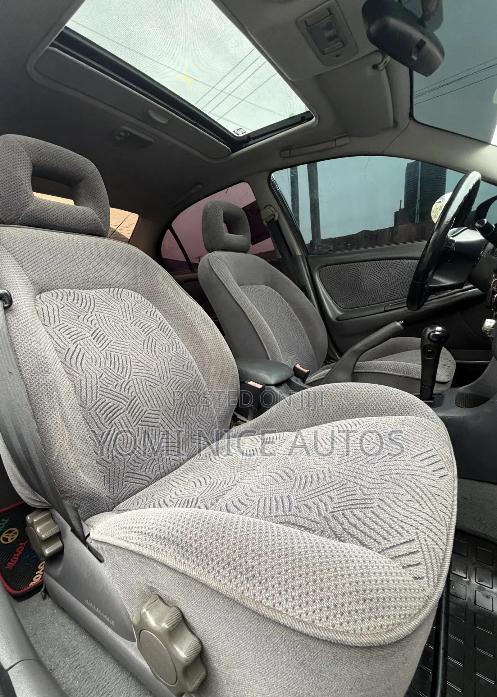 Toyota Avensis 2003 Silver
