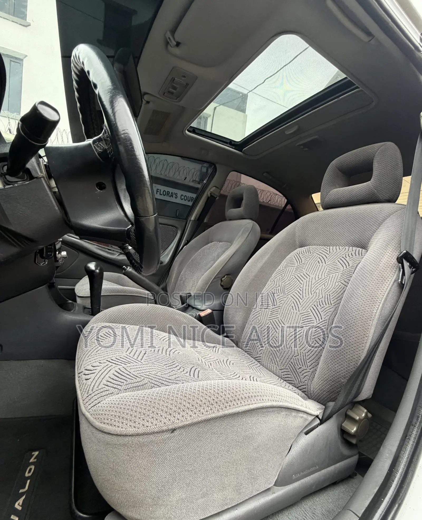 Toyota Avensis 2003 Silver