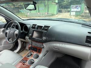 Toyota Highlander Limited 2010 Gray