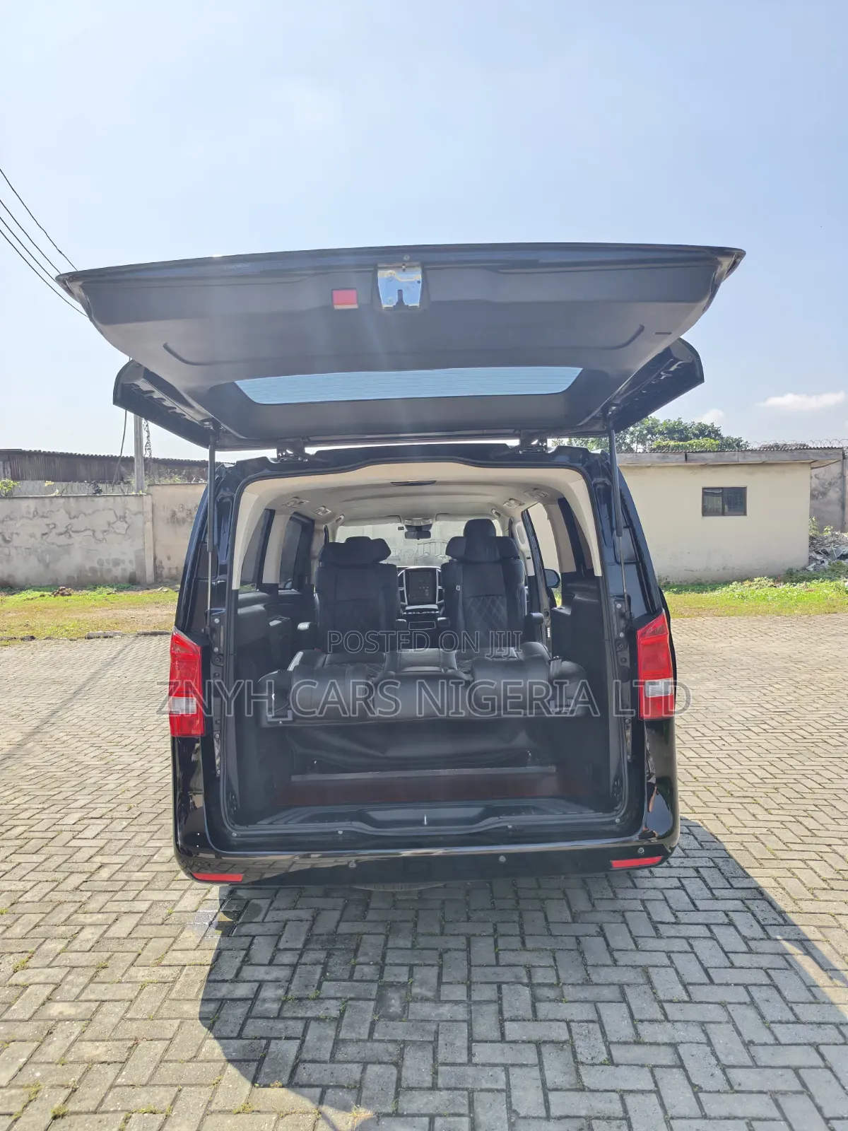 Mercedes-Benz Vito 2018 Black