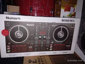 Numark SERATO DJ Controller