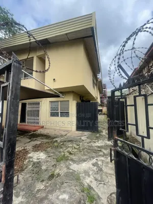 4bdrm Duplex in Alausa for rent