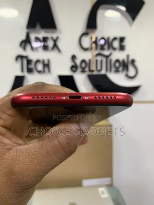 Apple iPhone XR 64 GB Red