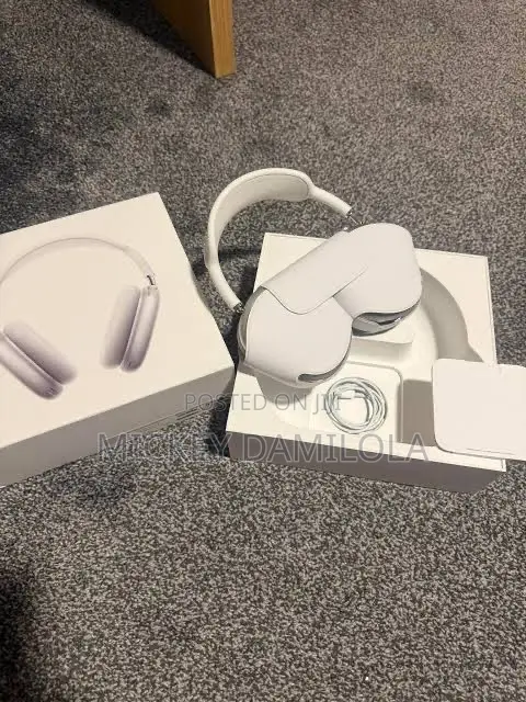 Apple AirPods Max (USB-C) - Starlight