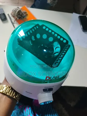 Mini Centrifuge D1012UA