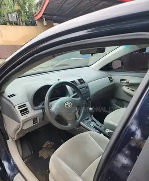 Toyota Corolla 2009 Gray