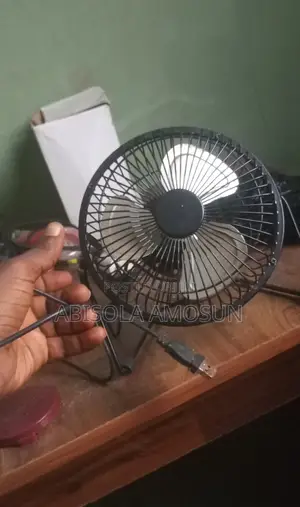USB Table Fan