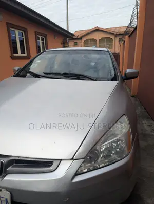 Honda Accord Automatic 2005 Silver