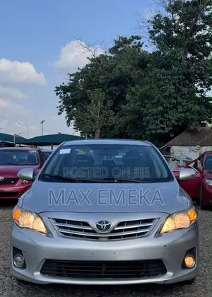 Toyota Corolla LE 4dr Sedan (1.8L 4 cyl 4A) 2009 Silver
