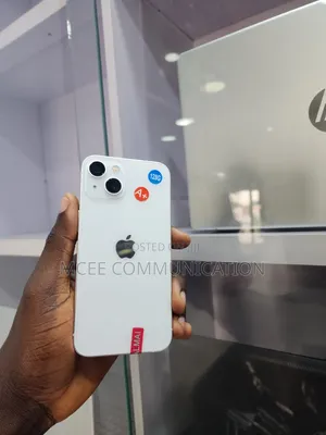 New Apple iPhone 13 128 GB White
