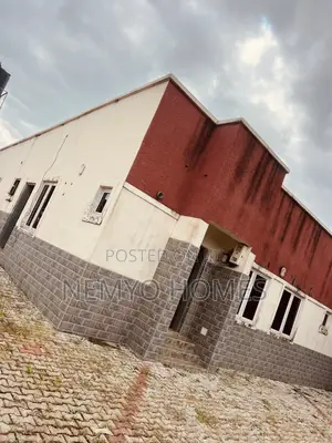 3bdrm Bungalow in Galadimawa for sale