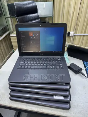 Laptop Dell Latitude 13 3380 8GB Intel Core i3 HDD 500GB