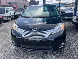 Toyota Sienna LE 7 Passenger 2012 Black