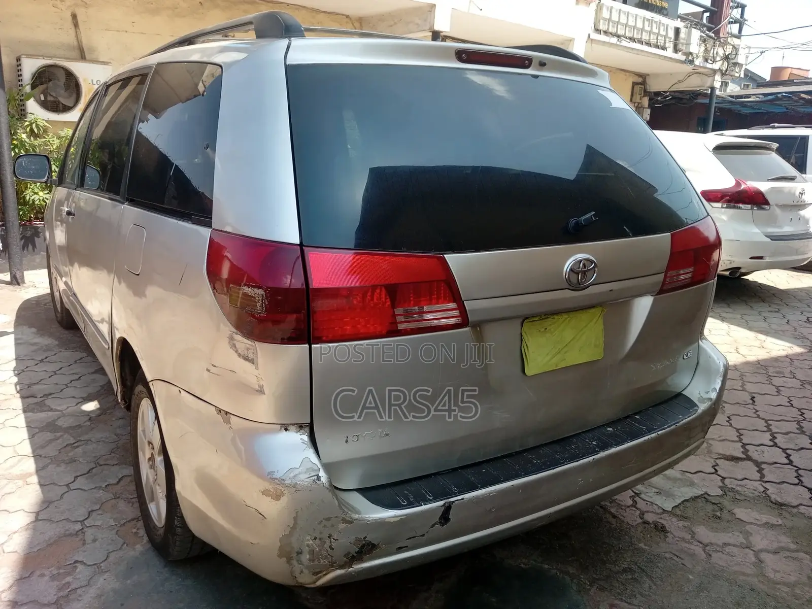 Toyota Sienna 2004 Gold