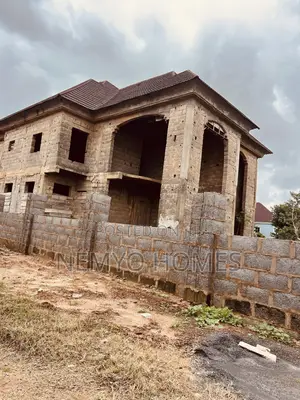 5bdrm Duplex in Galadimawa for sale