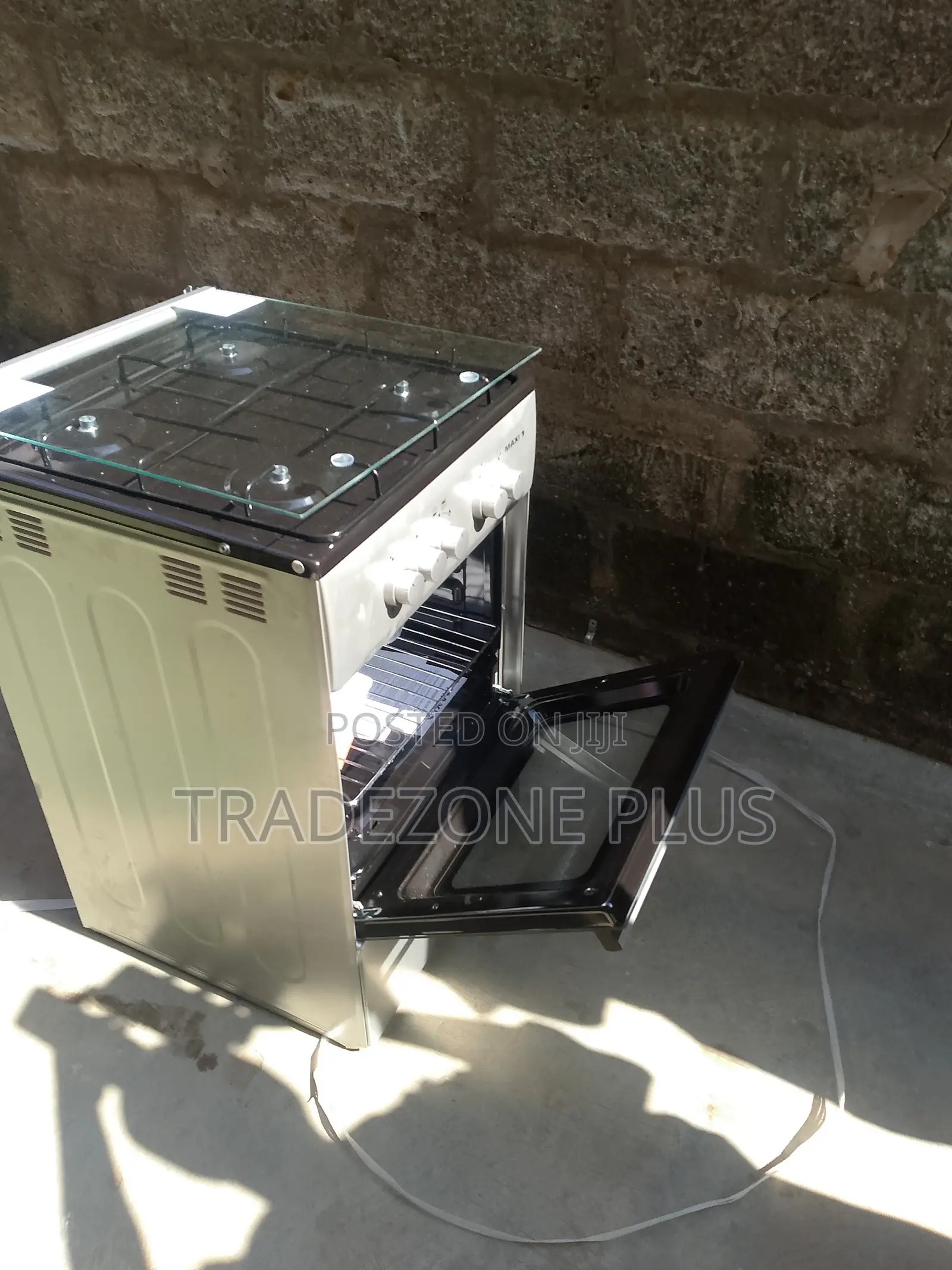 MAXI 5050 4B – Serious Performance for Professional Needs