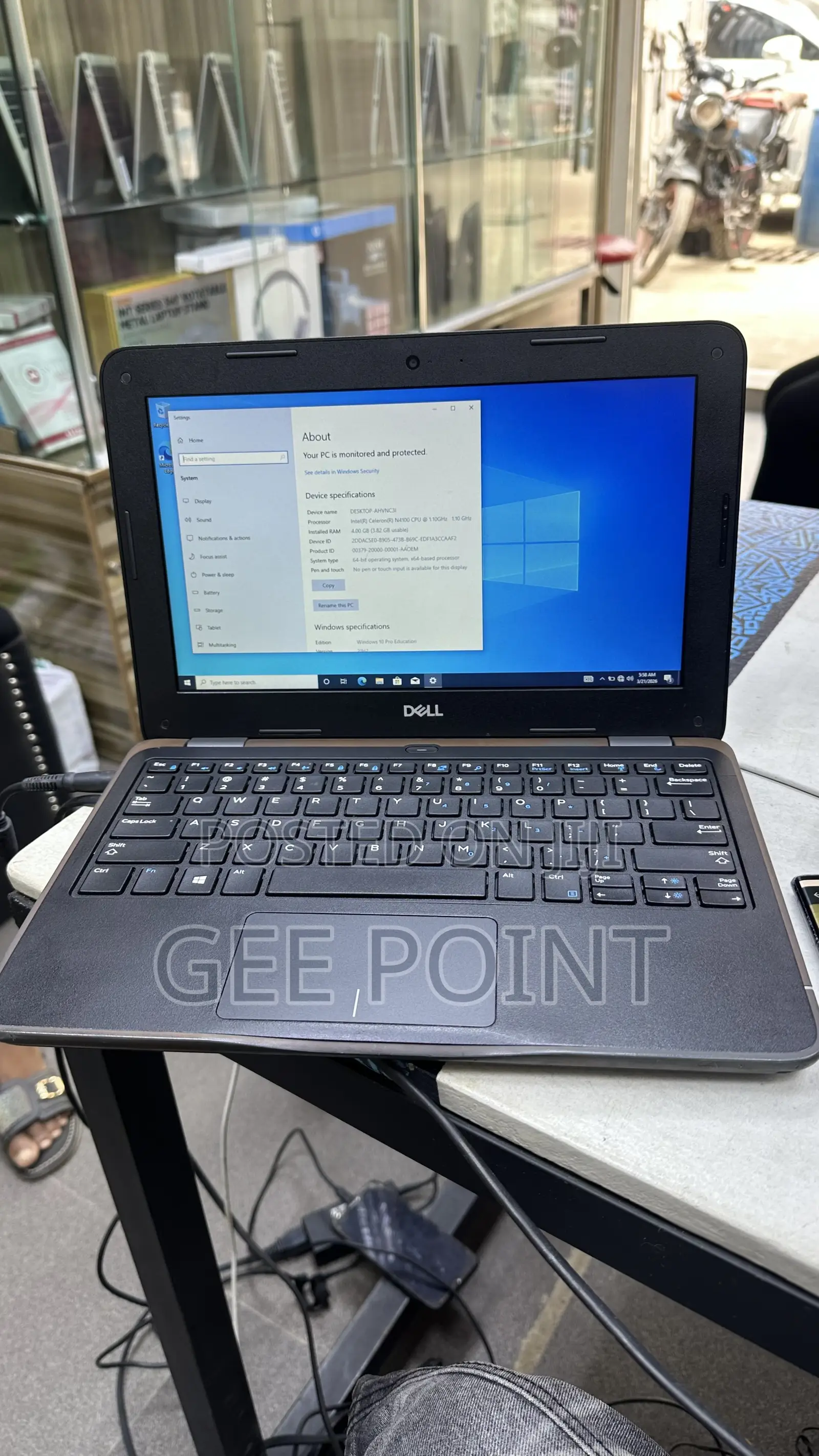 Laptop Dell Latitude 11 3190 4GB Intel Celeron SSD 128GB