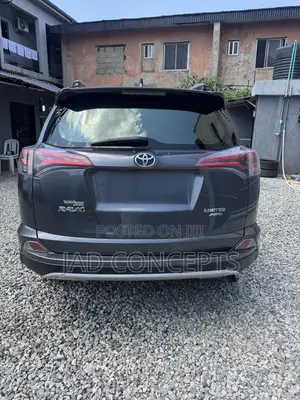Toyota RAV4 2016 Green