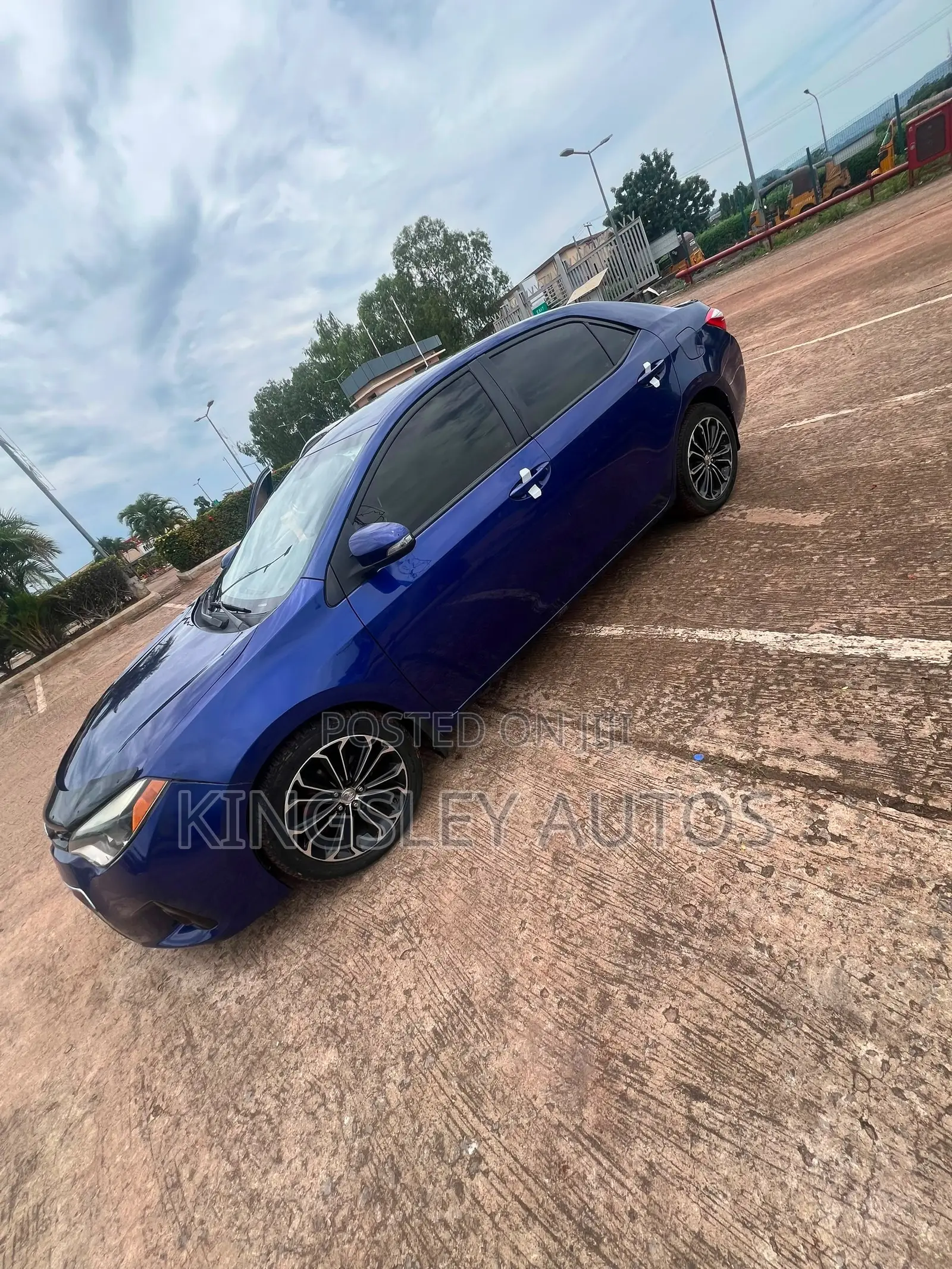 Toyota Corolla 2015 Blue