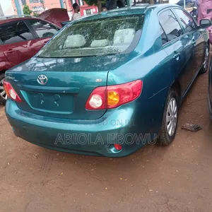 Toyota Corolla LE 4dr Sedan (1.8L 4cyl 4A) 2010 Green