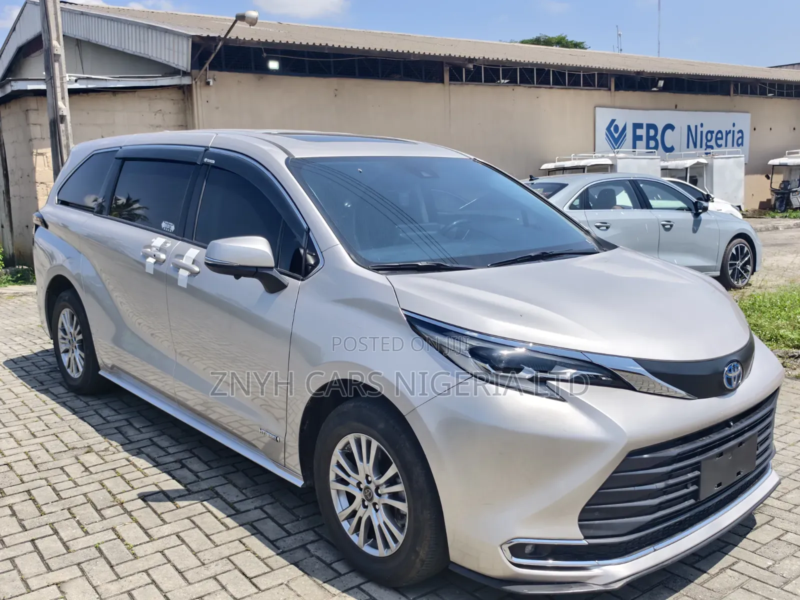Toyota Sienna 2023 Gray