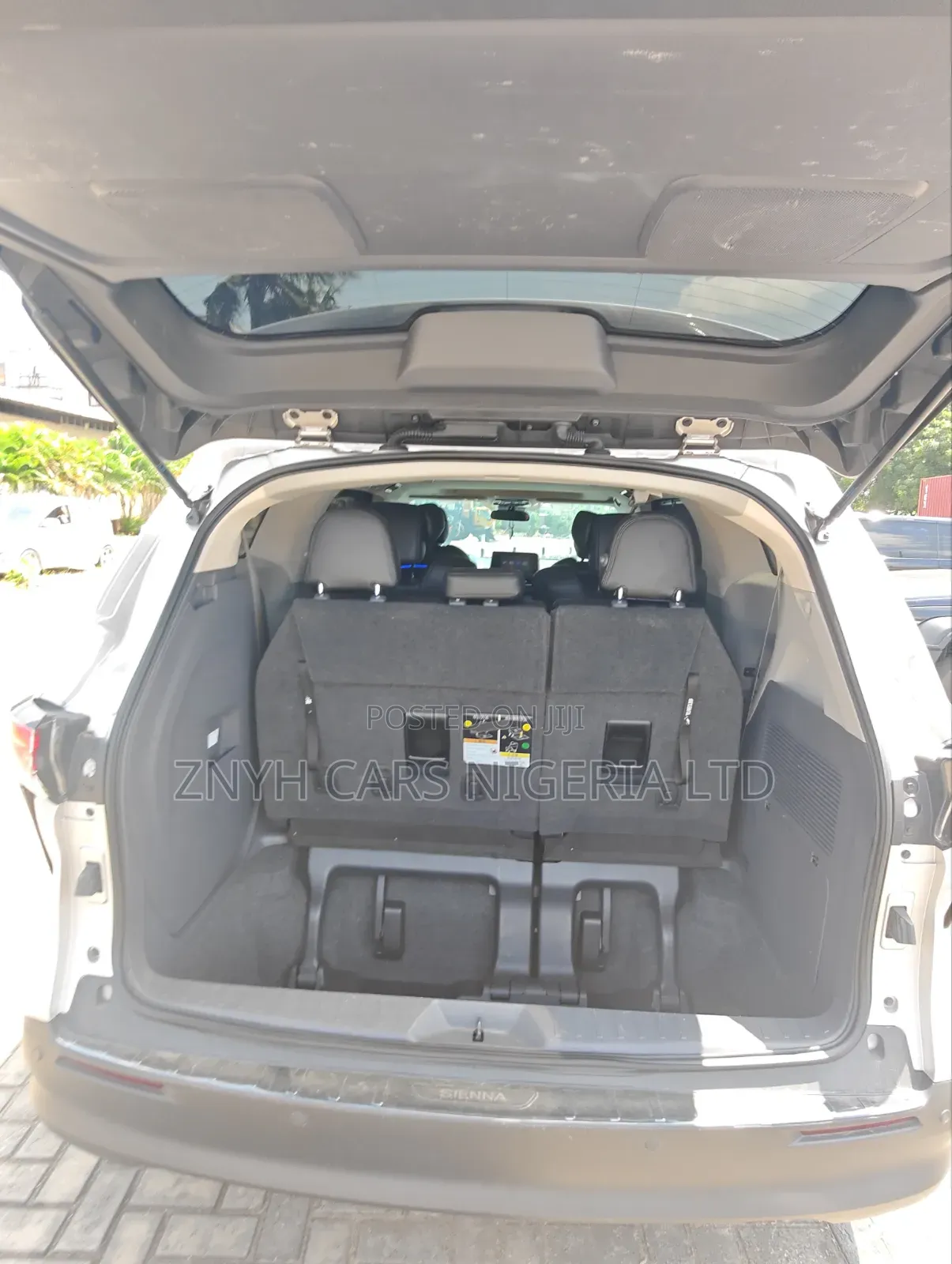 Toyota Sienna 2023 Gray