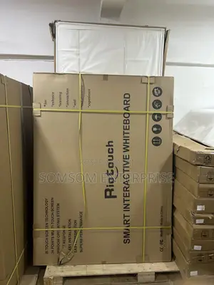 Interactive Smart Board 82inches