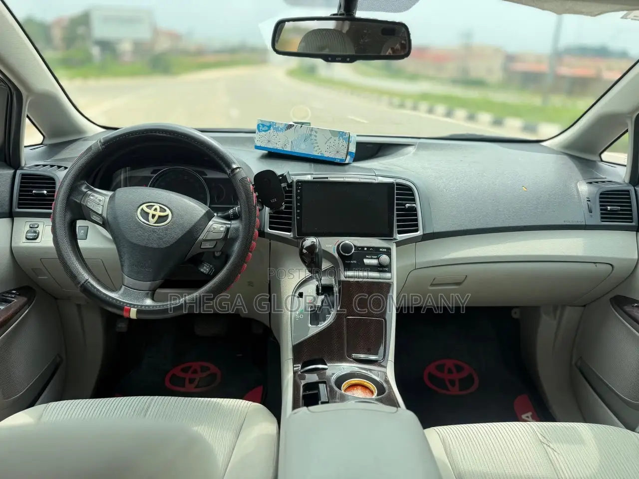 Toyota Venza LE 2011 Silver
