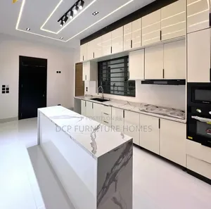 Cutom Fitted Kitchen