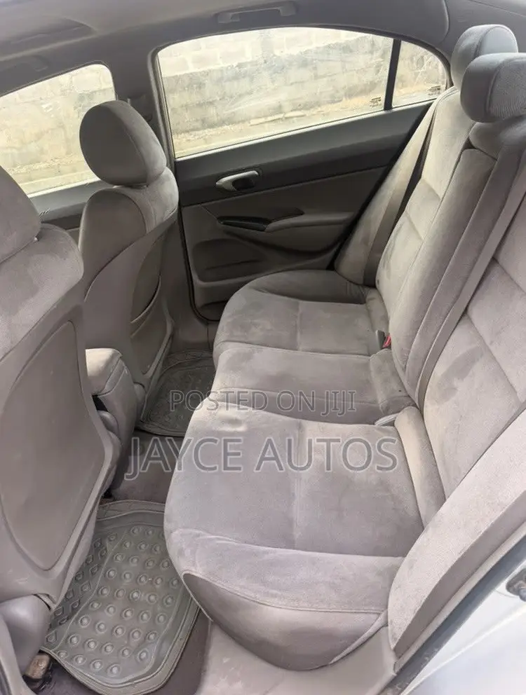Honda Civic 2007 Silver