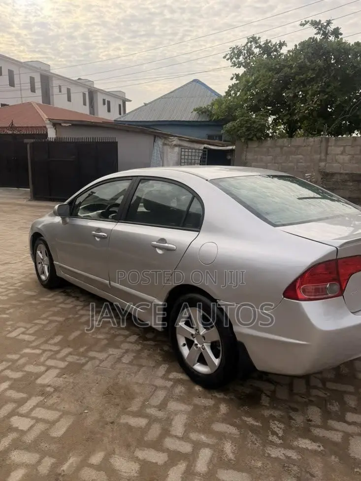 Honda Civic 2007 Silver