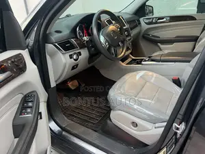 Mercedes-Benz M Class ML 350 4Matic 2012 Gray