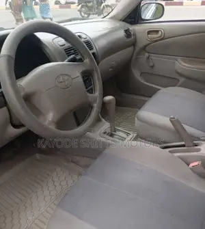 Toyota Corolla 1.9 D Sedan 2000 Black