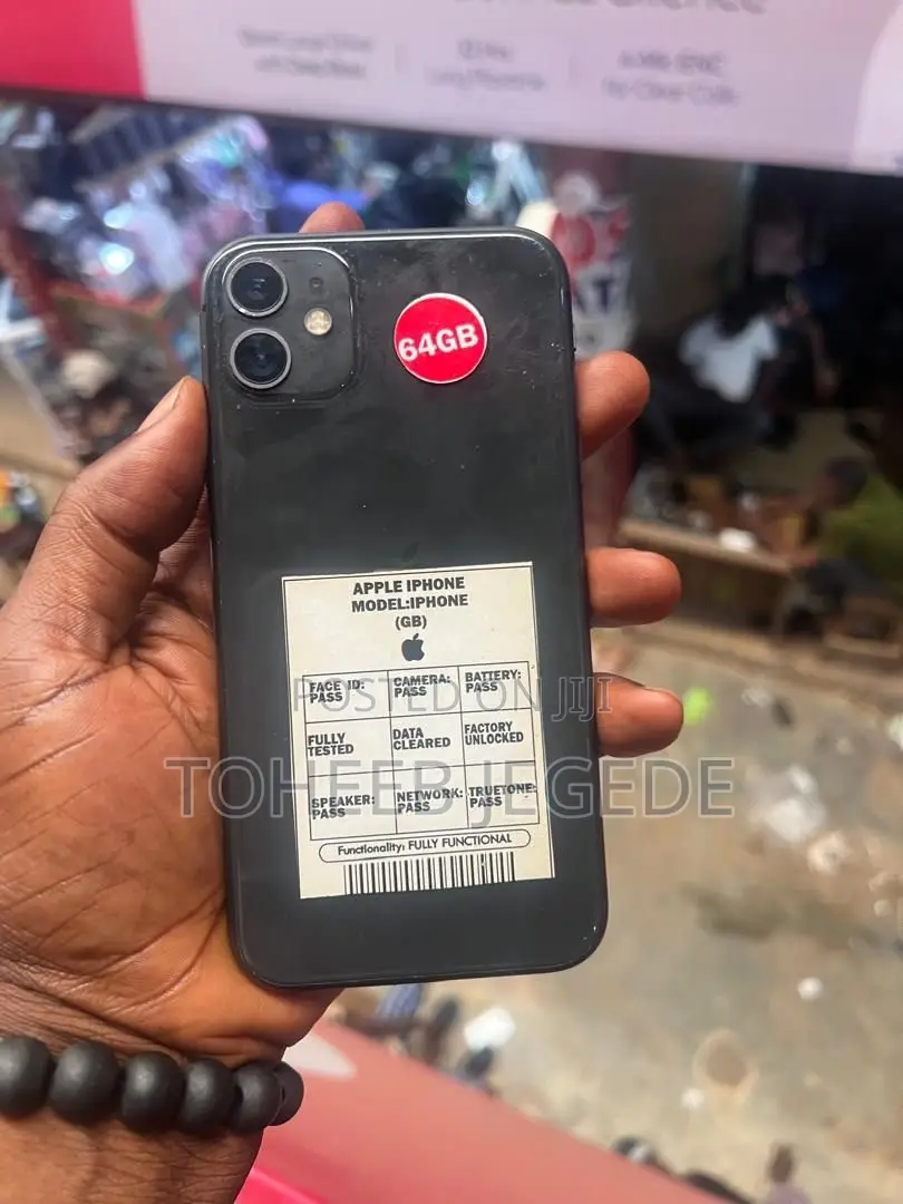 Apple iPhone 11 64 GB