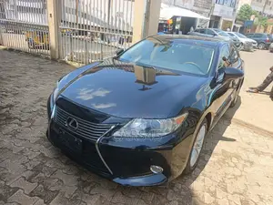 Lexus ES 2013 Black