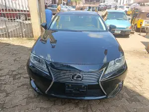 Lexus ES 2013 Black