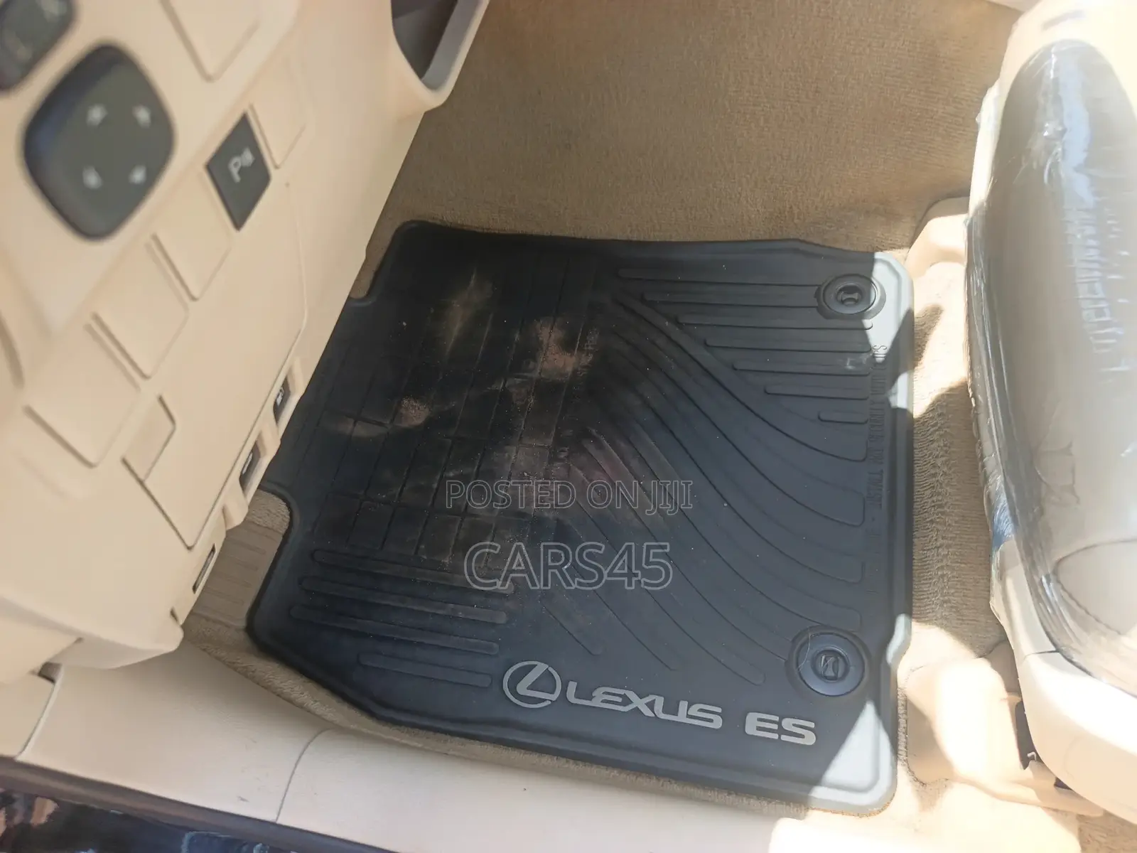 Lexus ES 2013 Black