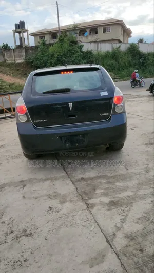 Pontiac Vibe 1.8L 2010 Black